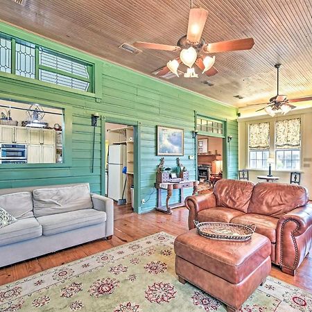 The Lilly House Historic Glen Rose Home With Porch! ภายนอก รูปภาพ