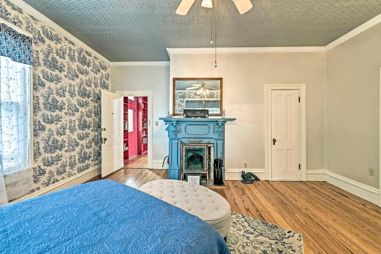 The Lilly House Historic Glen Rose Home With Porch! ภายนอก รูปภาพ