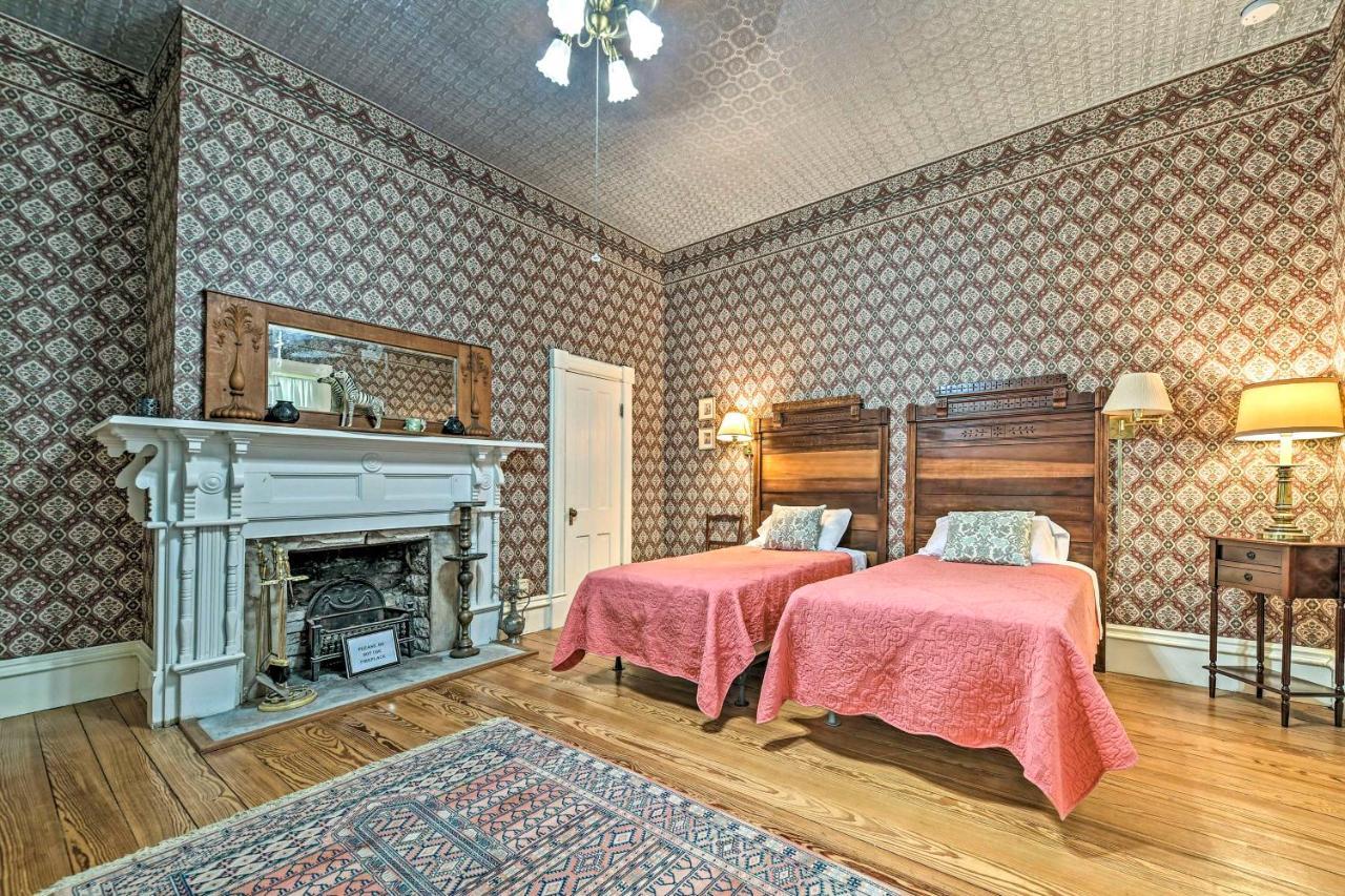 The Lilly House Historic Glen Rose Home With Porch! ภายนอก รูปภาพ