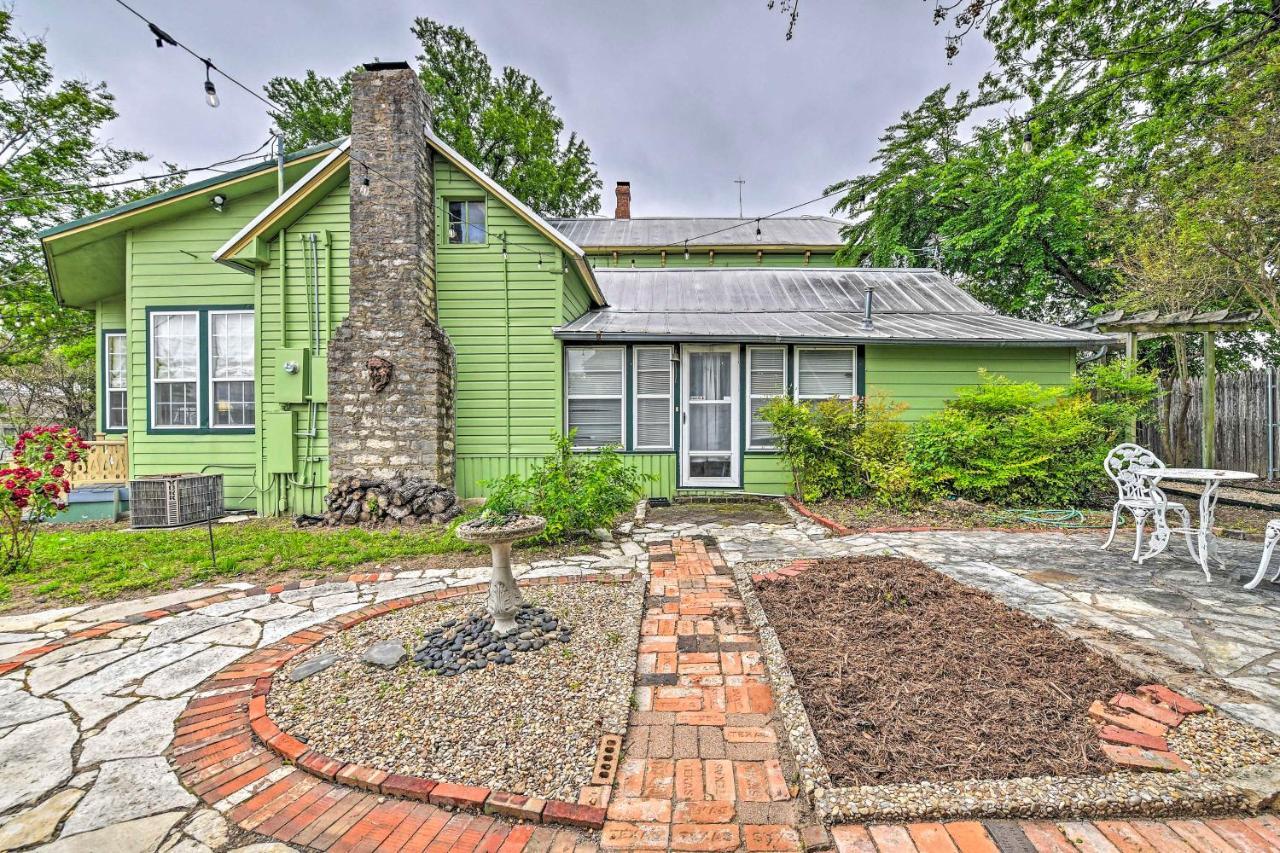 The Lilly House Historic Glen Rose Home With Porch! ภายนอก รูปภาพ